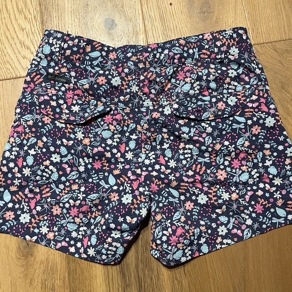 Columbia omni-shade shorts girls medium 8/10 - Picture 3 of 3
